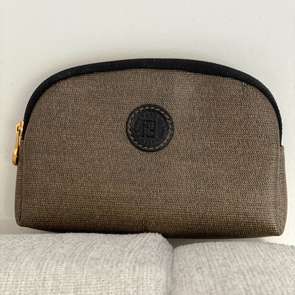 Fendi Vintage Coin Pouch / Zip Purse – Authentic, Excellent Condition - Picture 2 of 11